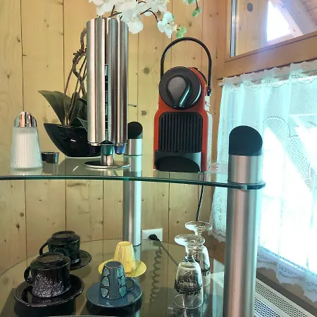 山林小屋 Hubeli